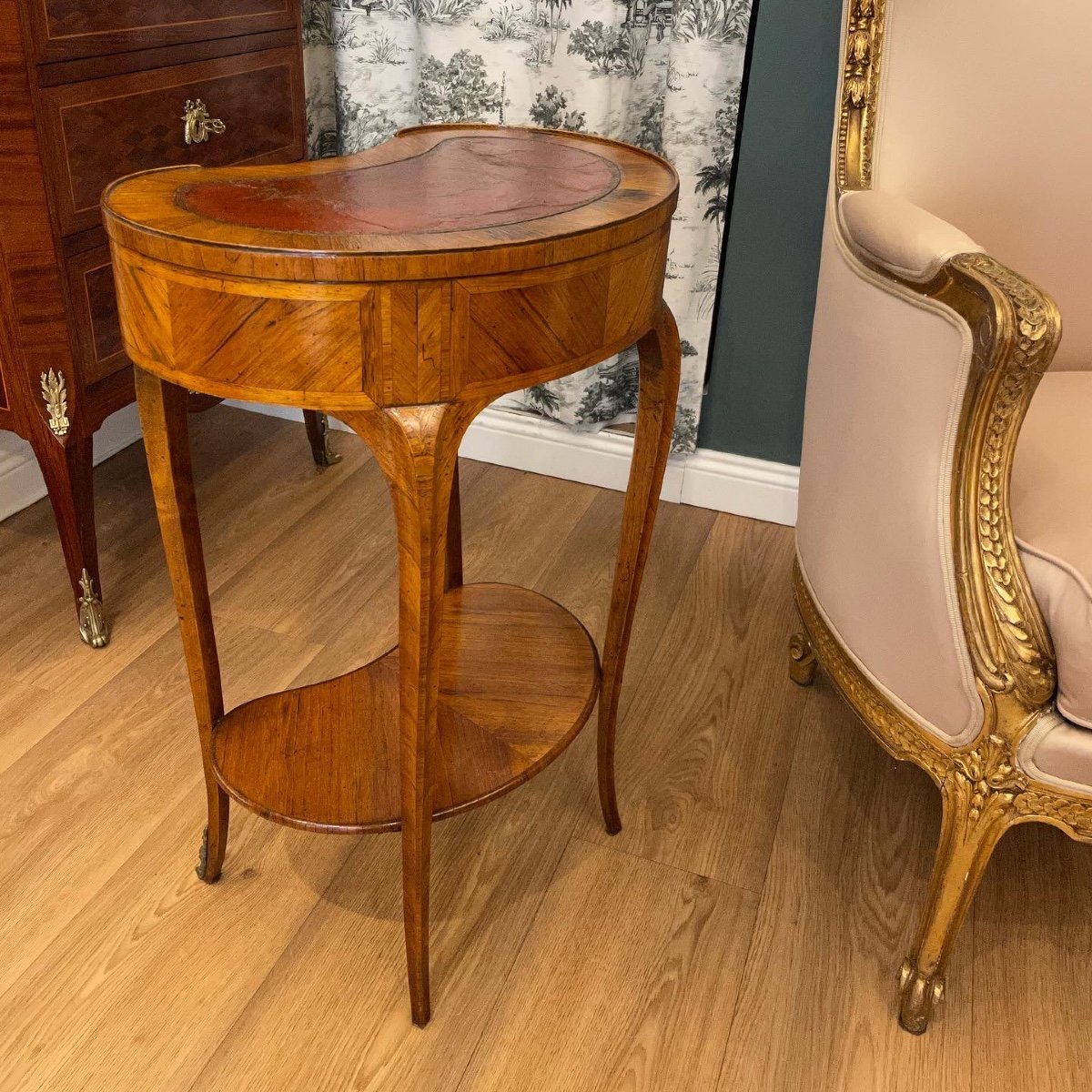 Petit Meuble De Chevet Louis XV - Bois Noir - 3 Tiroirs - Reconditionné