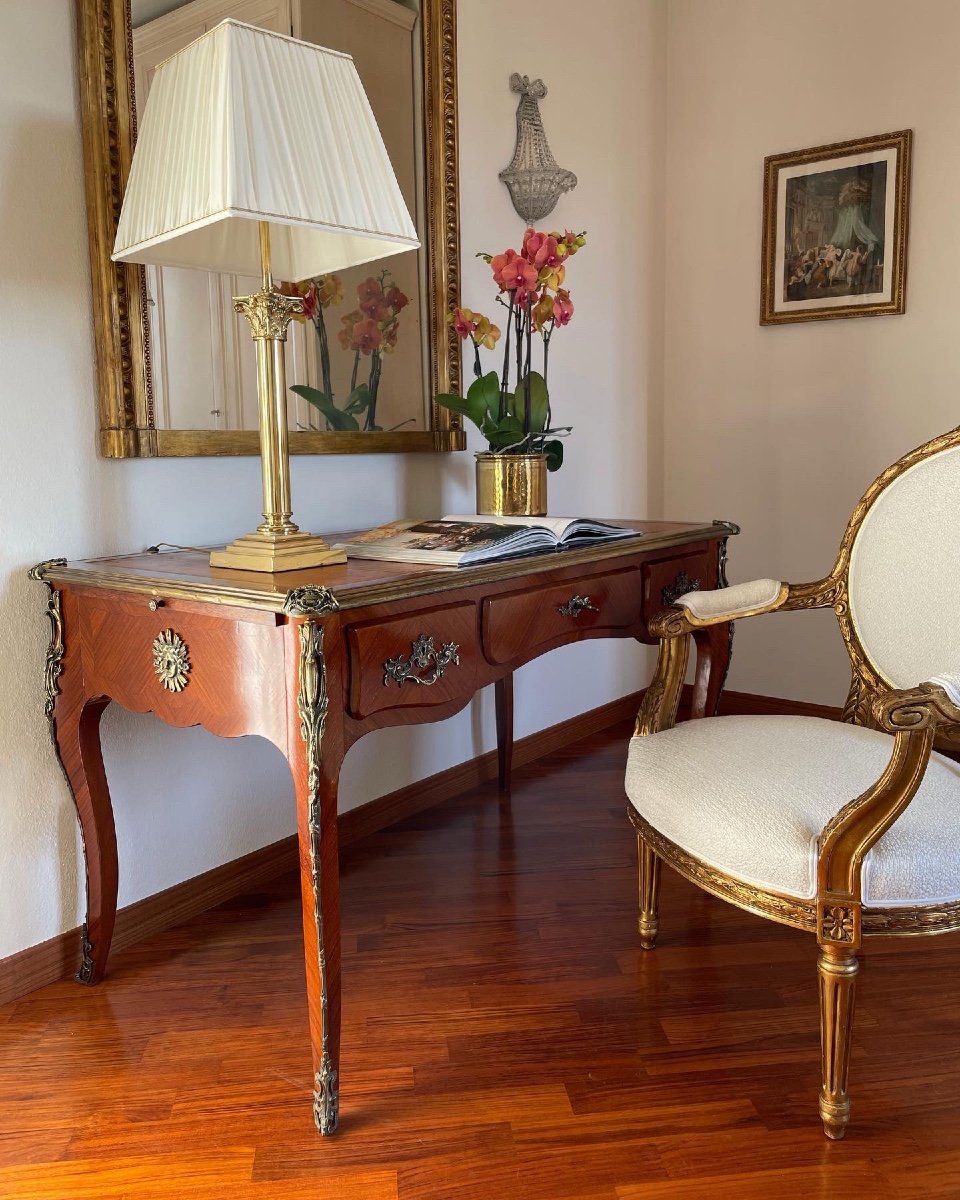 Beautiful Desk Centre Louis XV
