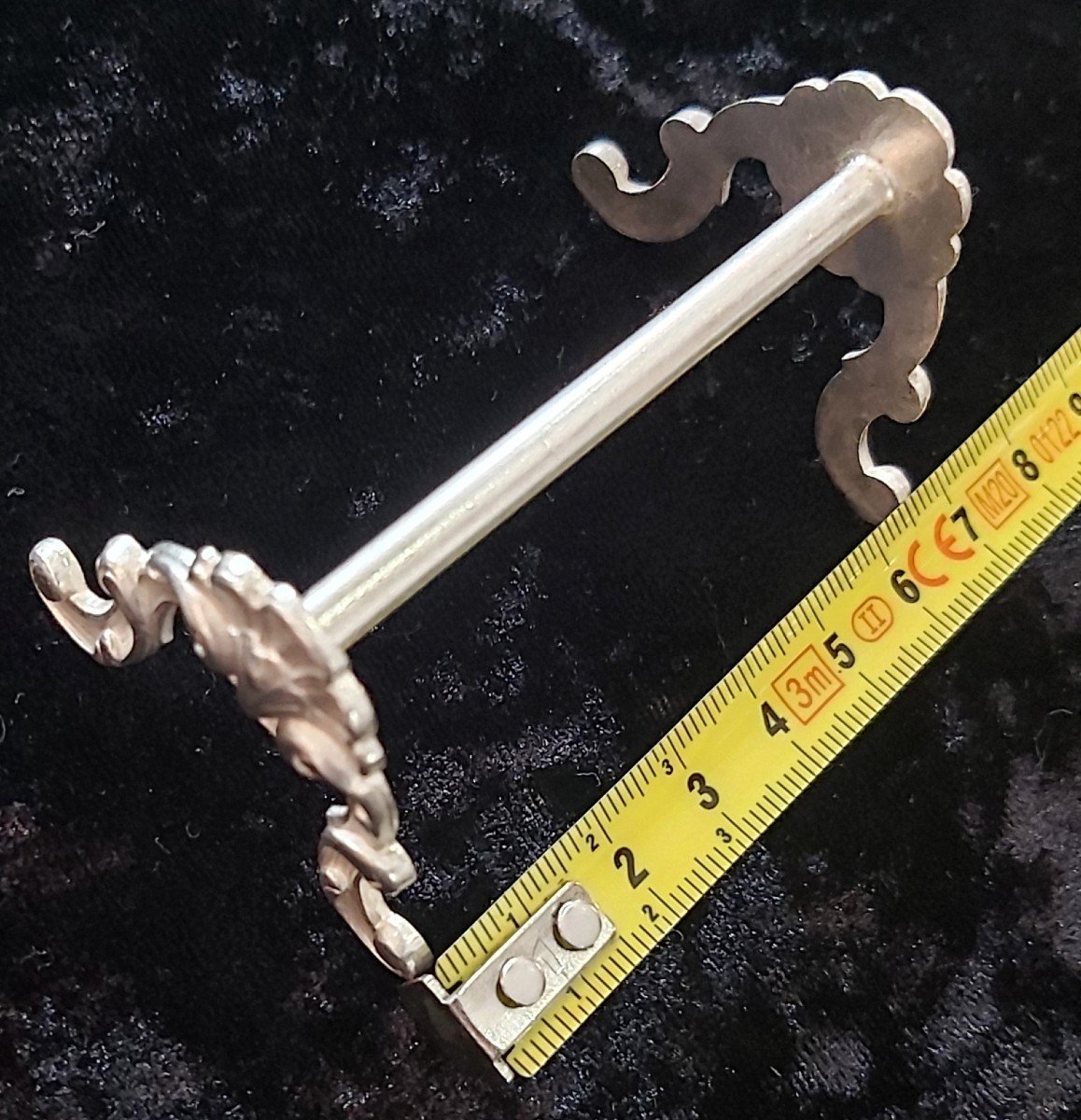12 Siver Plated Shell Knife Holders-photo-4