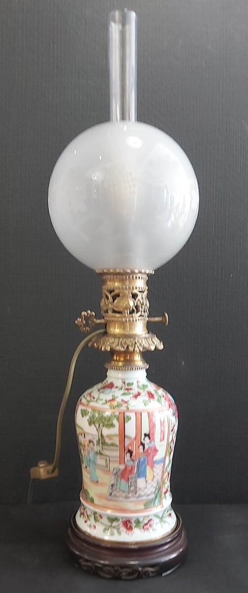 Bayeux Porcelain Lamp With Cantonese-inspired Decor, Mid-19th Century 