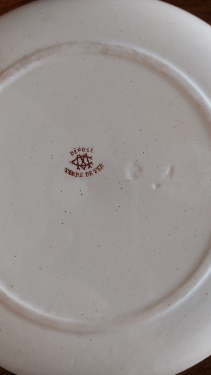 Historiated Iron Earthenware Plates From The Creil And Montereau Earthenware Factory -photo-4