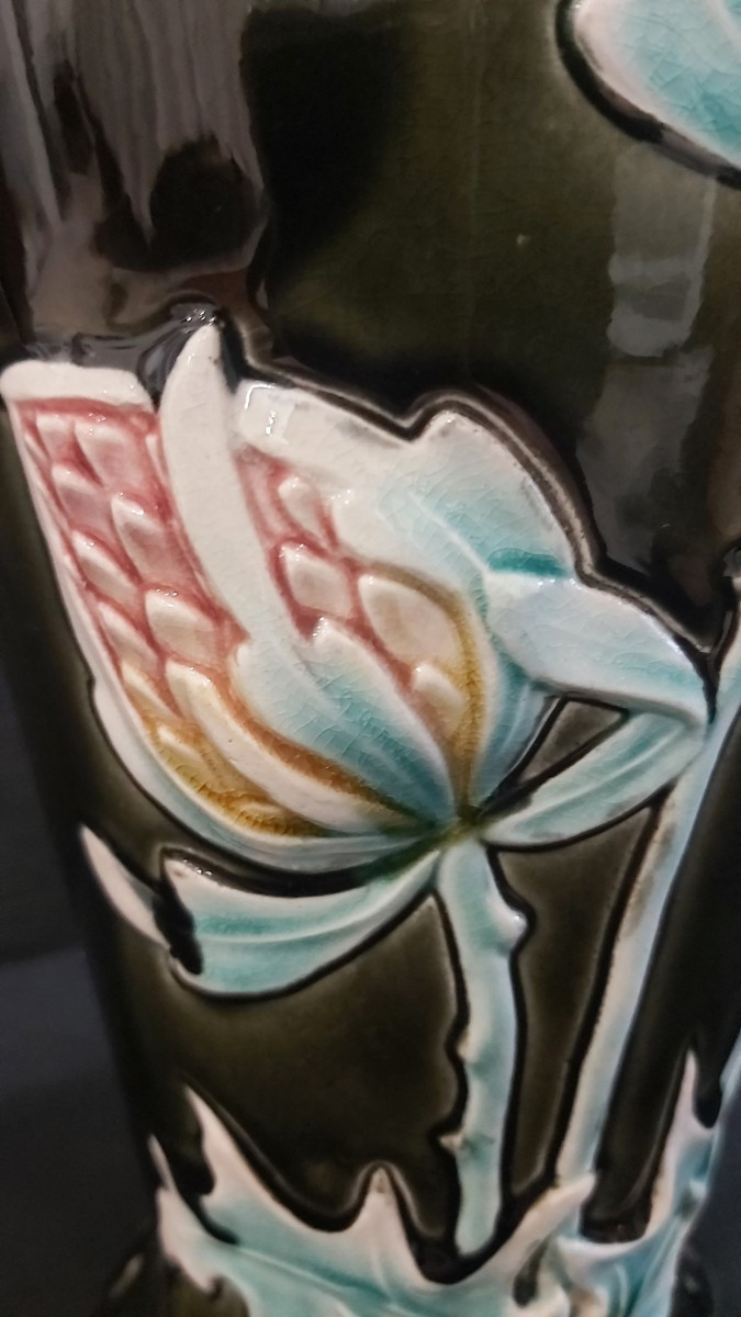 Vases barbotine de la faïencerie Gustave de Bruyn à Fives (Lille) Art Nouveau -photo-3