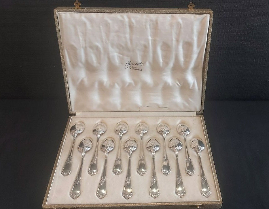 12 Solid Silver Teaspoons, Art Nouveau.-photo-4