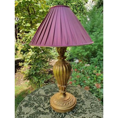 Lampe en bois doré 