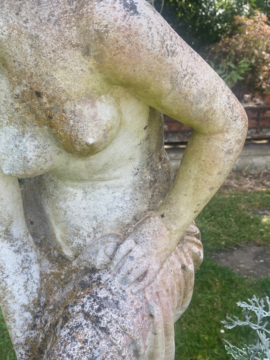 Beautiful Statue Of Young Woman -photo-2