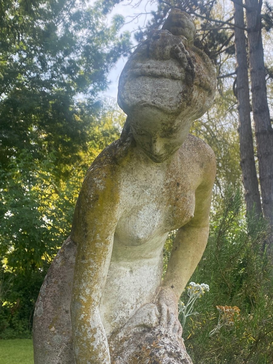 Beautiful Statue Of Young Woman 