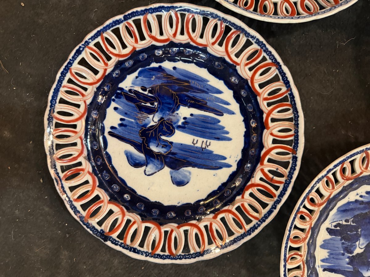 Set Of 8 Imari Plates With Openwork Rims, Japan, Late 19th–early 20th Century-photo-1
