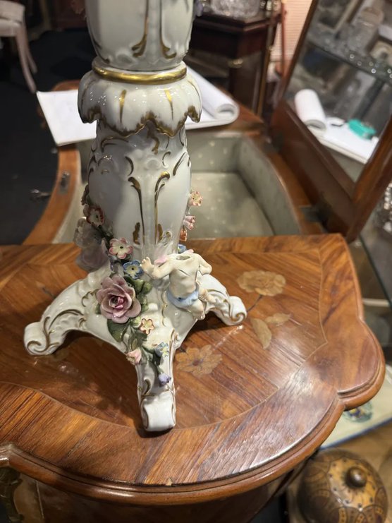 Bougeoir 4 branche en porcelaine de Vienne -photo-3