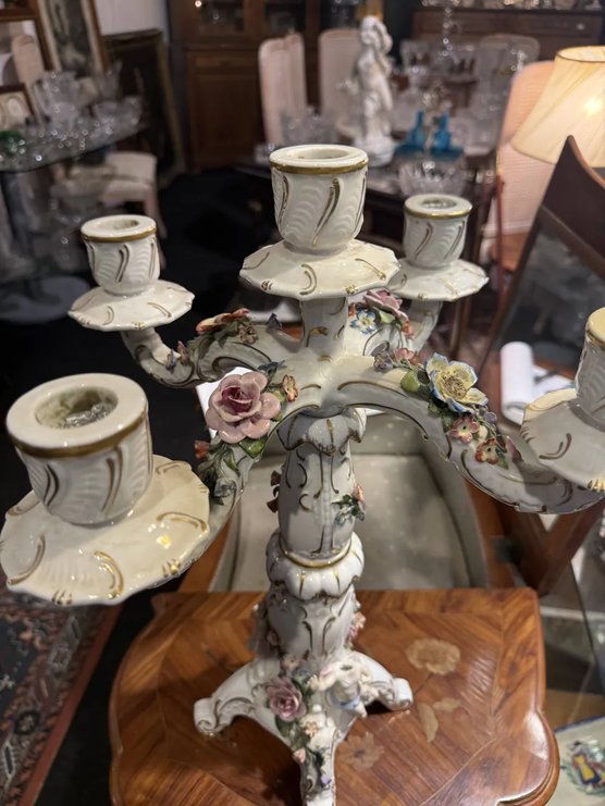 Bougeoir 4 branche en porcelaine de Vienne -photo-4