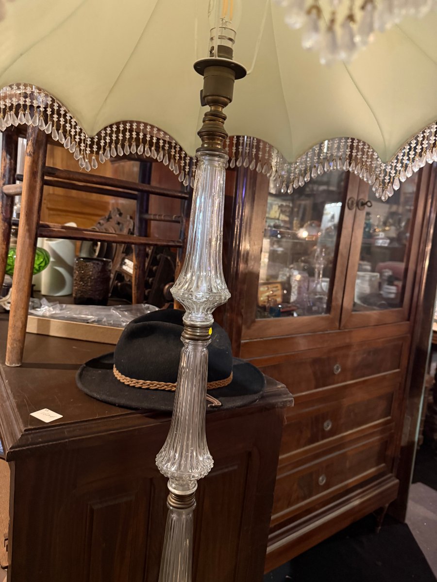Lampadaire sur pied vintage – Fût cristal / verre moulé – Abat-jour à perles-photo-2