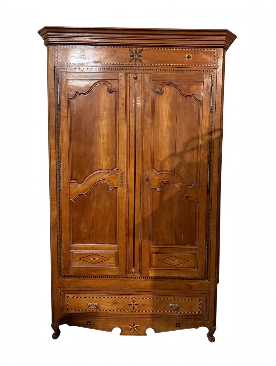 Saintonge-style Cabinet -photo-2