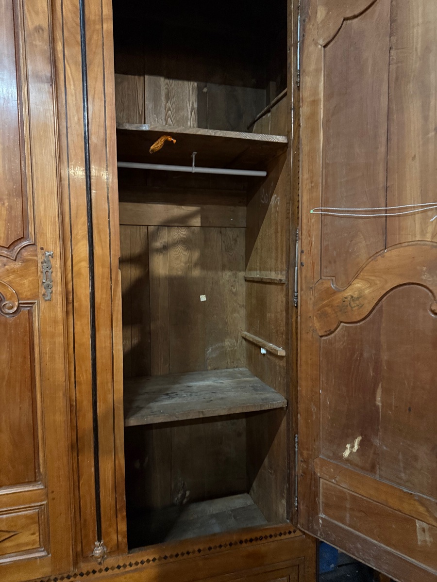 Saintonge-style Cabinet -photo-1