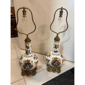 Paire de lampe en faïence de Gien monture bronze
