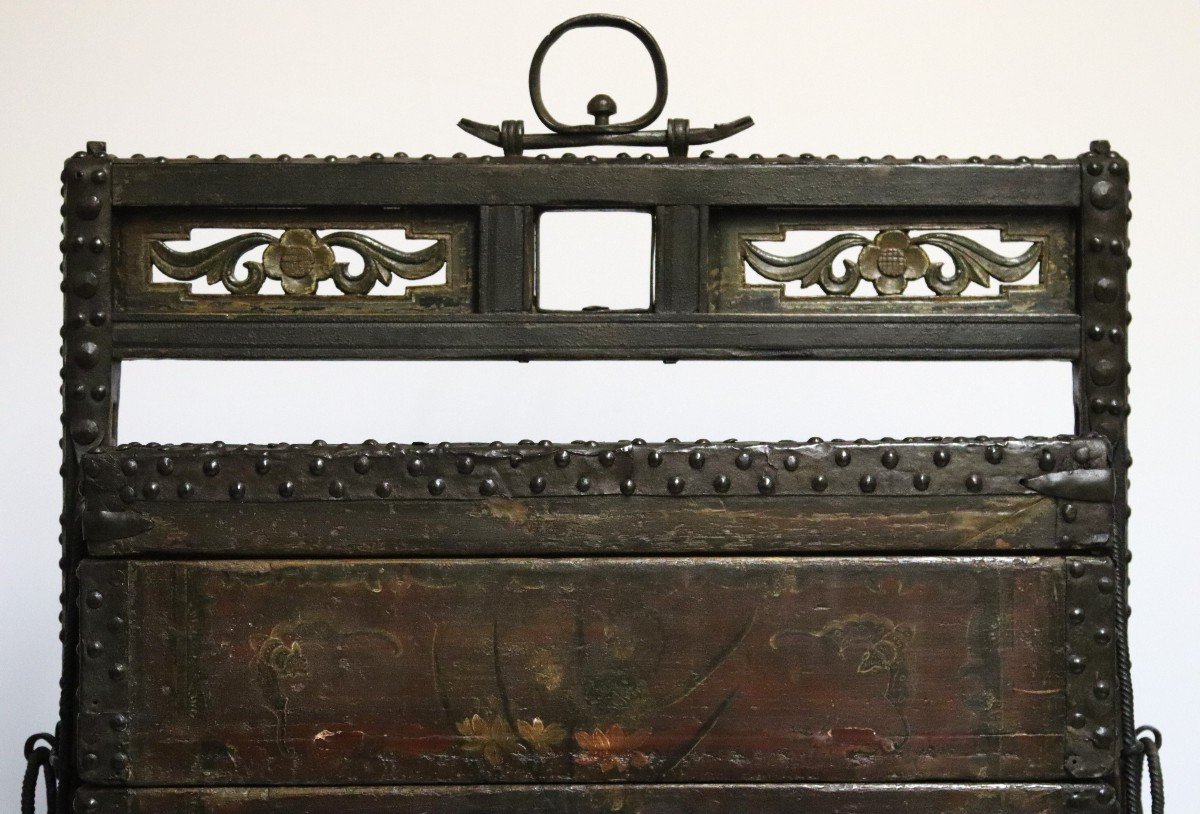 Large “china” Wedding Chest, Late 18th Century-photo-1