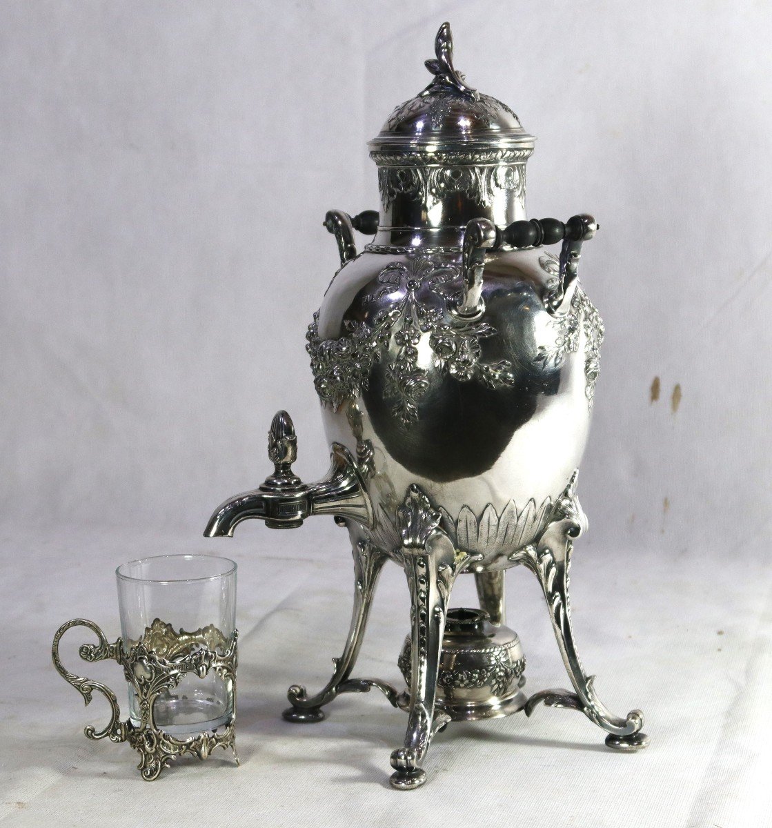 Maison Gallia, Large Samovar In Silver Metal, Circa 1900