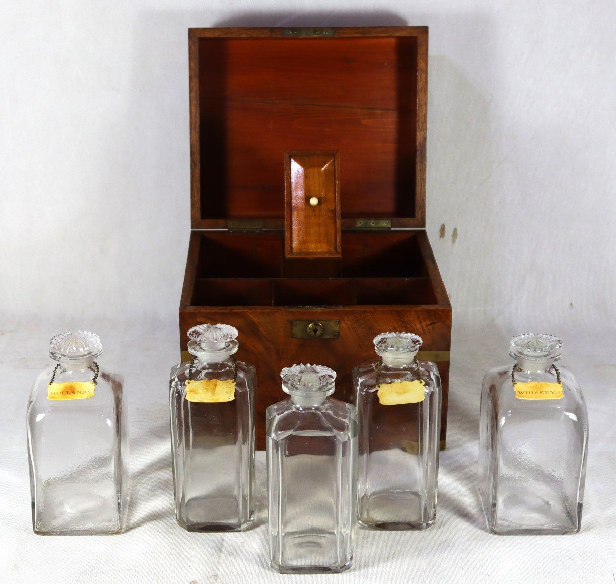 Joseph Bramah (1748-1814), Alcohol Travel Box, 19th Century-photo-2