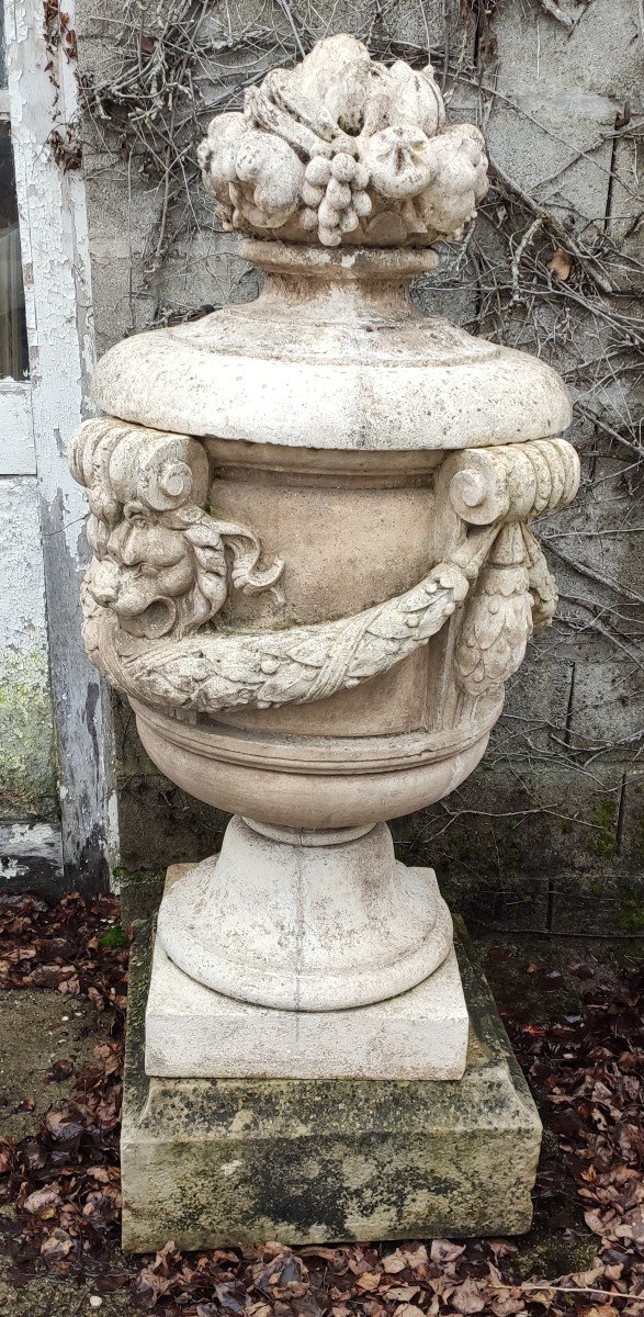 Important Pair Of Reconstituted Stone Fire Pots, 19th Century-photo-1