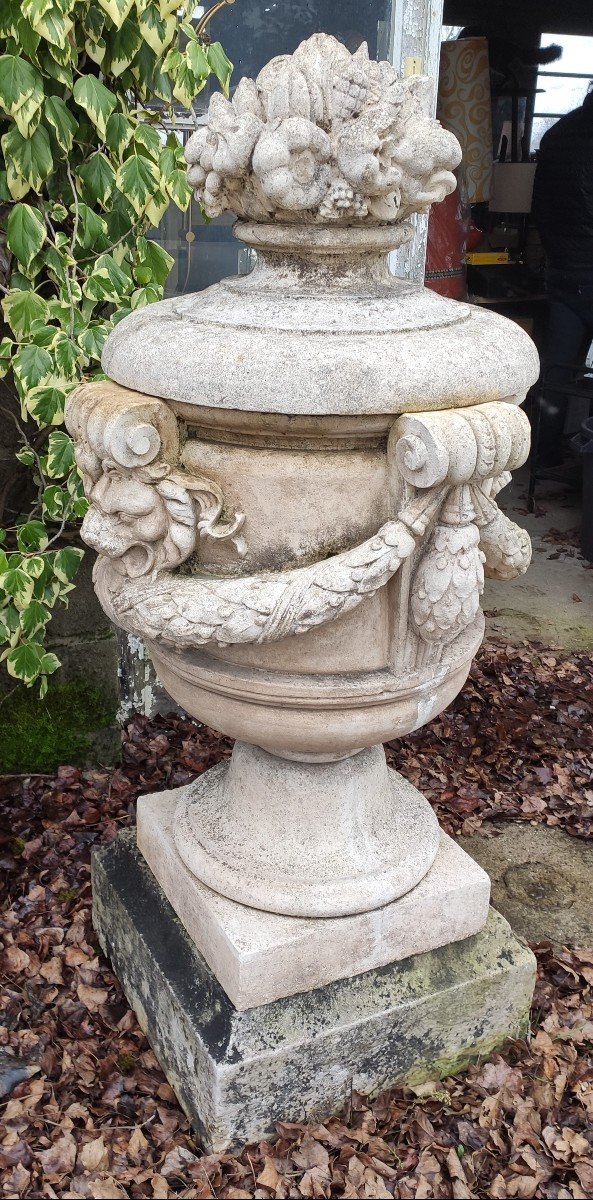 Important Pair Of Reconstituted Stone Fire Pots, 19th Century-photo-4