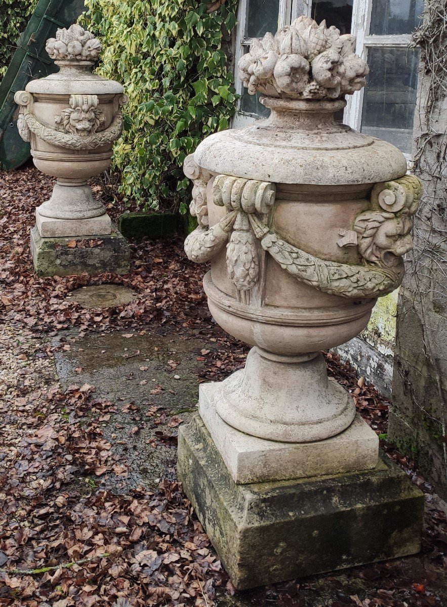 Important Pair Of Reconstituted Stone Fire Pots, 19th Century
