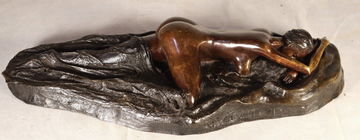 Sculpture En Bronze " Femme Nue Allongée ",  XXe