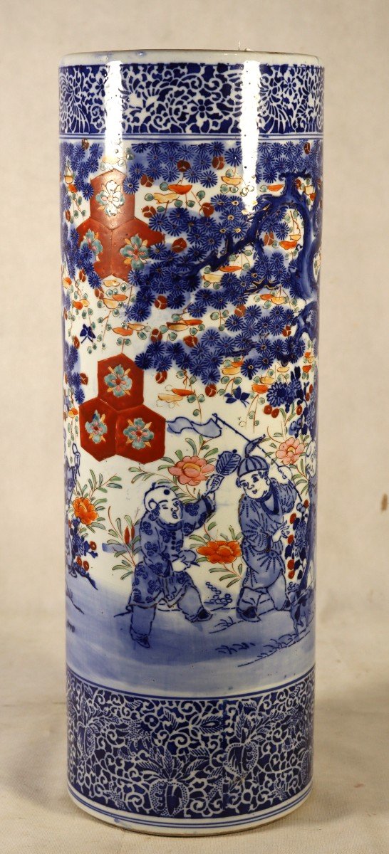 Japon XIXe, Grand Vase En Porcelaine Imari.