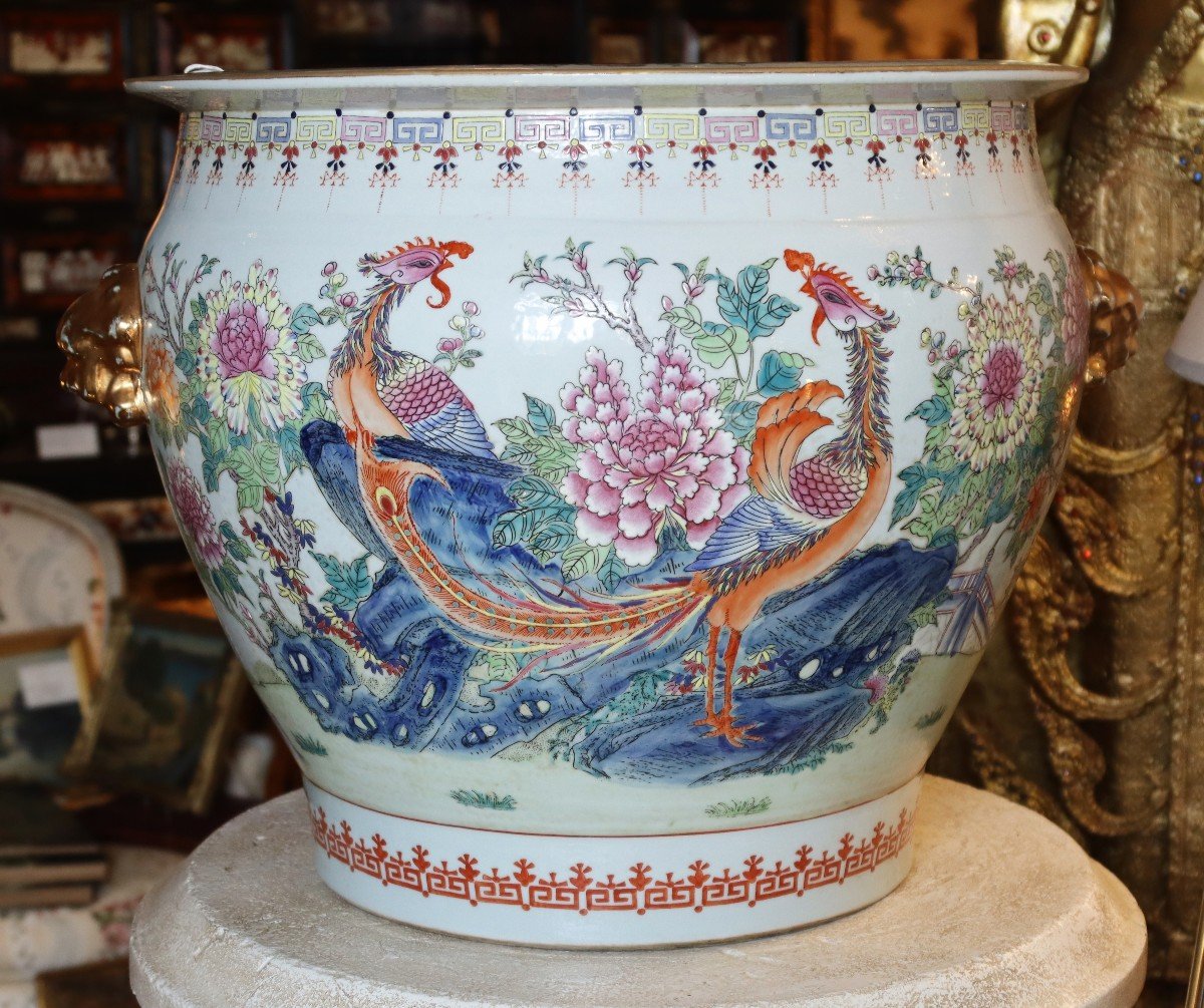 China, Important Porcelain Aquarium, Famille Rose, Late 19th Century