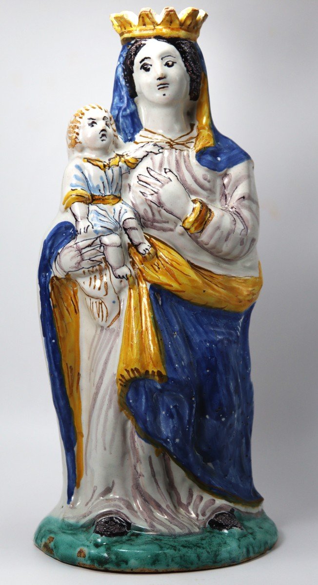 Nevers Early 18th Century, Large Virgin And Child On The Right.