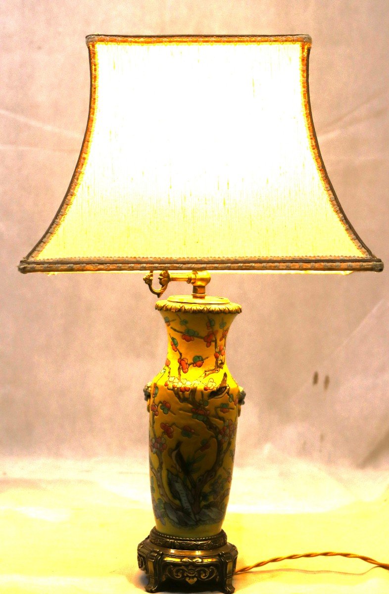 Chine XXe, Lampe En Porcelaine Et  Bronze.-photo-4