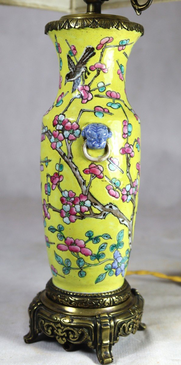 Chine XXe, Lampe En Porcelaine Et  Bronze.-photo-3