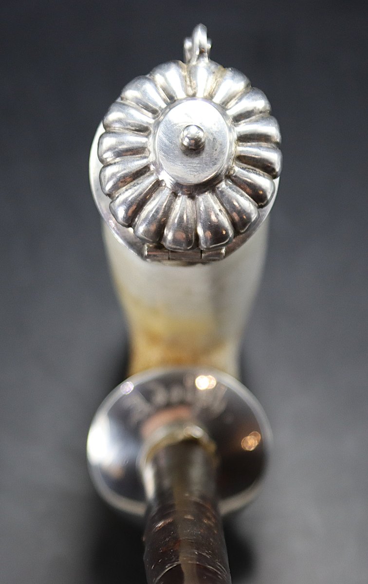 Austria 19th Century, Pipe With The Name "adolph" Of The Dobrocen Type In Meerschaum And Silver.-photo-2