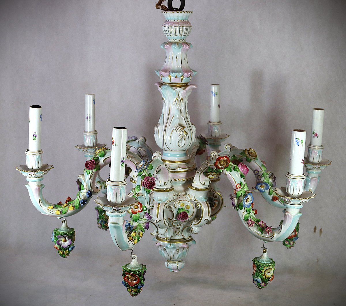 Allemagne Fin XIXe, Lustre en porcelaine.-photo-3