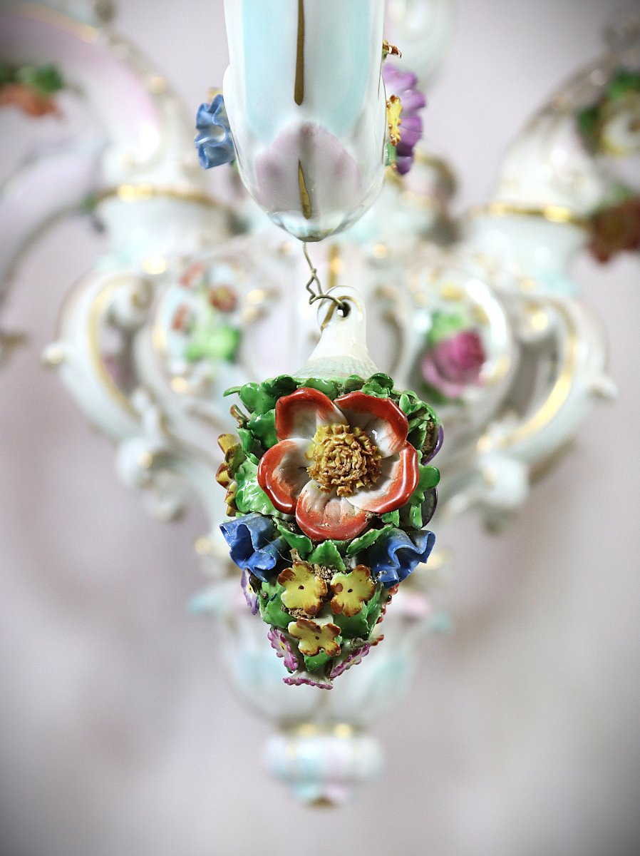 Allemagne Fin XIXe, Lustre en porcelaine.-photo-2