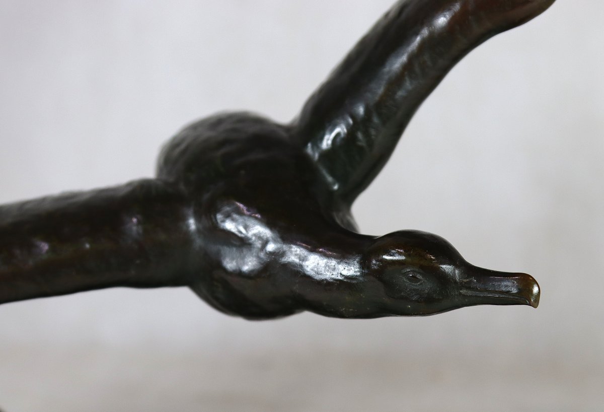 Alexandre OULINE (act.1918-1940), Grande Sculpture en bronze " Le goëland ", signé, XXe-photo-1