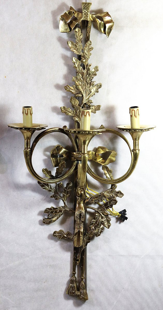 Large Pair Of Gilt Bronze Sconces With Hunting Horns After Gallien And Bureaux. 20th Century-photo-3