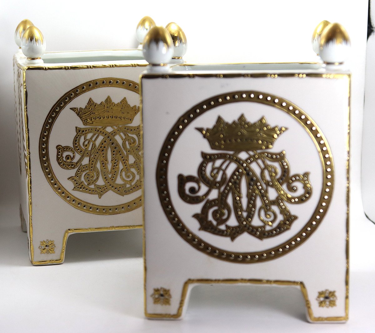 Pair Of Enameled And Gilded Porcelain Planters. 20th Century-photo-2