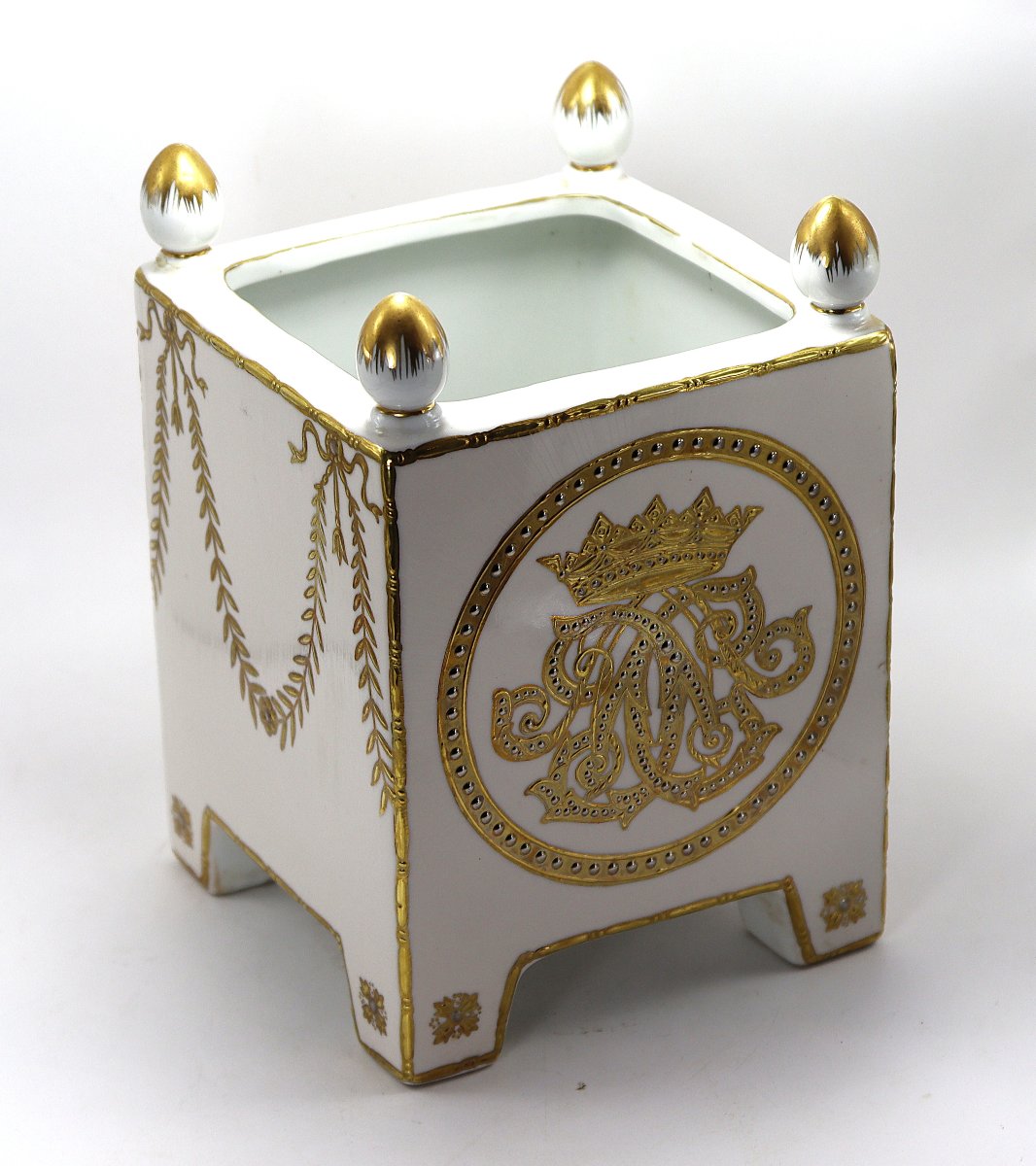 Pair Of Enameled And Gilded Porcelain Planters. 20th Century-photo-1