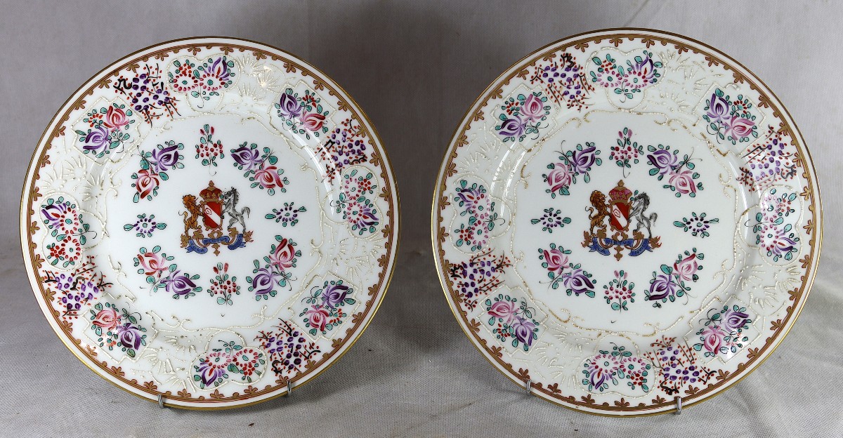 Samson XIXe siècle, Paire de plats en porcelaine.