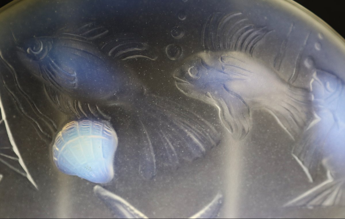 Opalescent Iridescent Pressed Glass Bowl "with Fish", Signed, 20th Century-photo-4