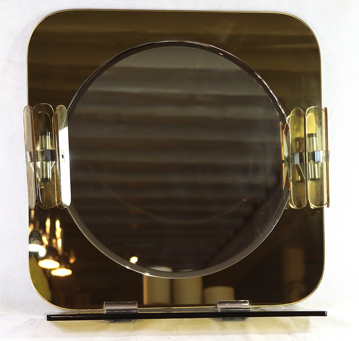ISA  Bergamo édition, Miroir murale éclairant, Vers 1970