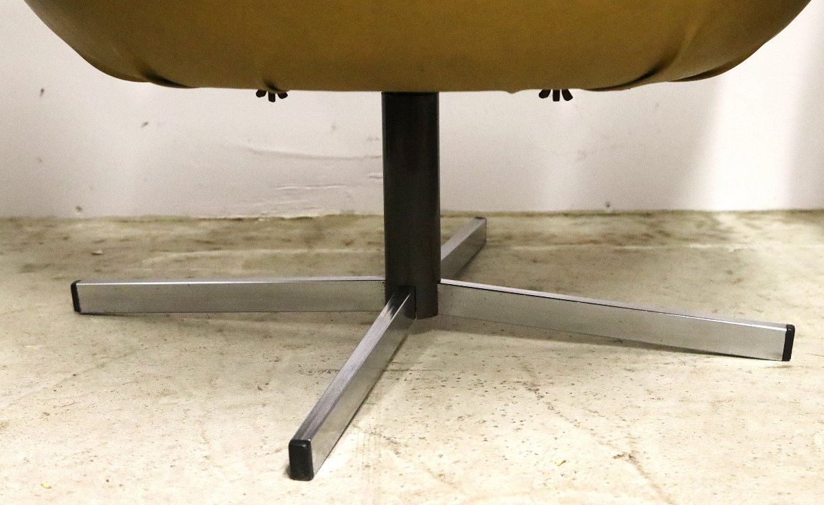 Carl Eric KLOTE (XXe) Paire de fauteuils coquille pivotants modèle "Overman / Pod Swivel", 1960-photo-5
