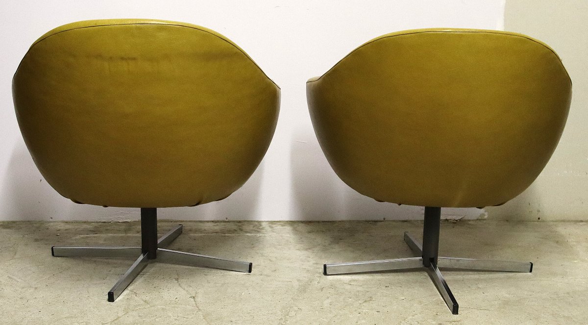 Carl Eric KLOTE (XXe) Paire de fauteuils coquille pivotants modèle "Overman / Pod Swivel", 1960-photo-7