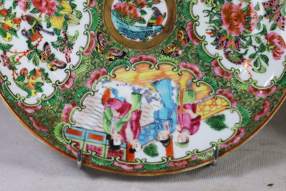 China, 19th Century, Two Canton Porcelain Plates.-photo-5