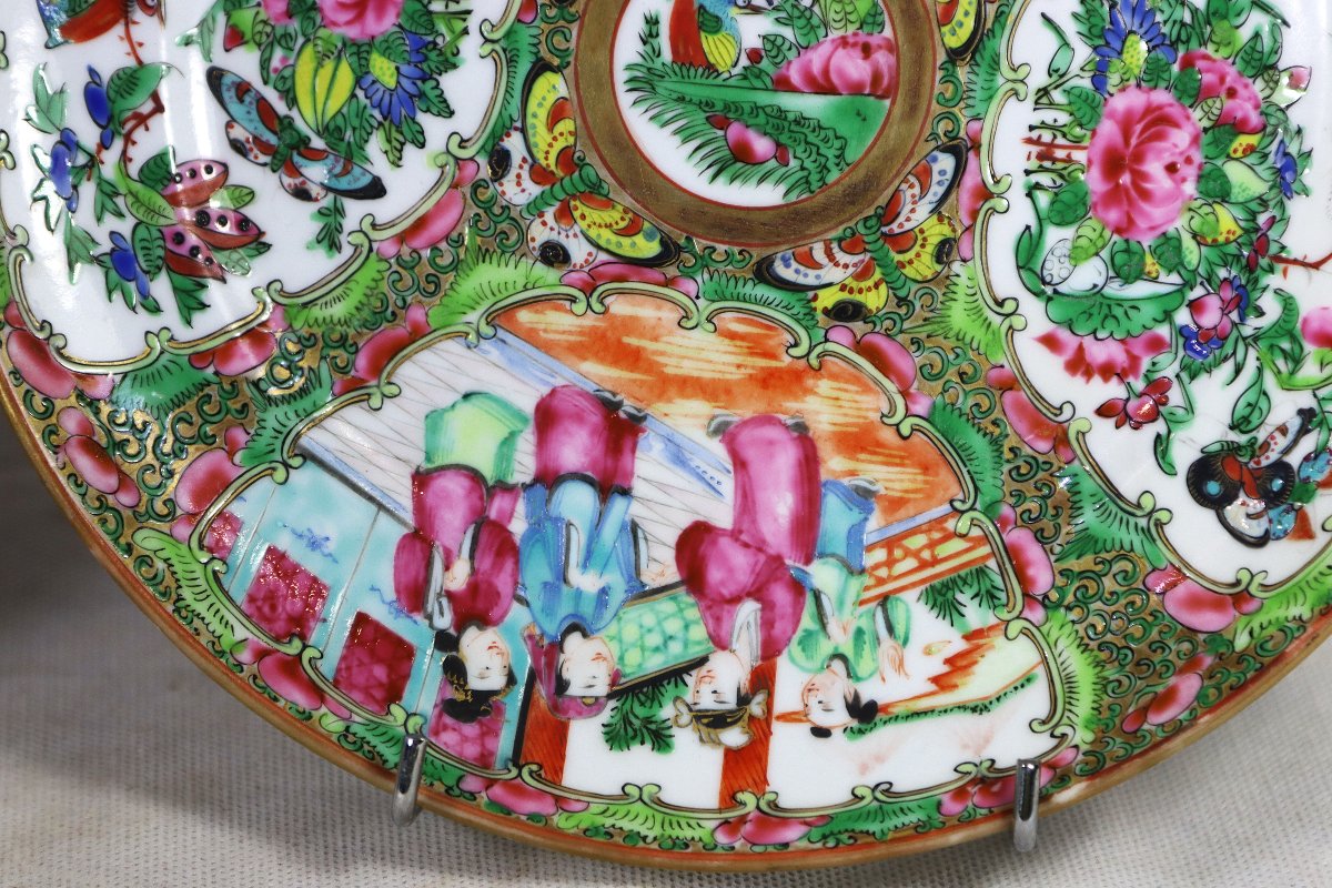 China, 19th Century, Two Canton Porcelain Plates.-photo-6