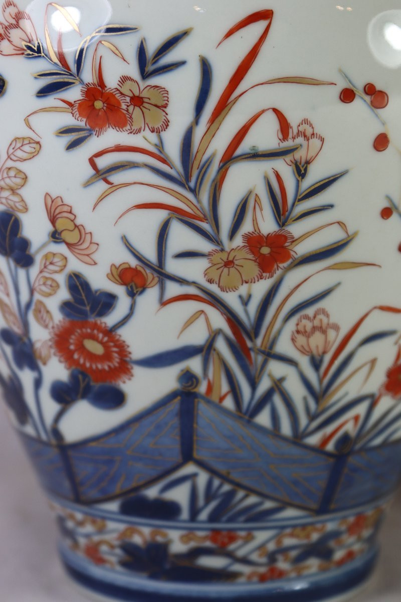 Paire de vases Bayeux, décor Imari, XXe-photo-3