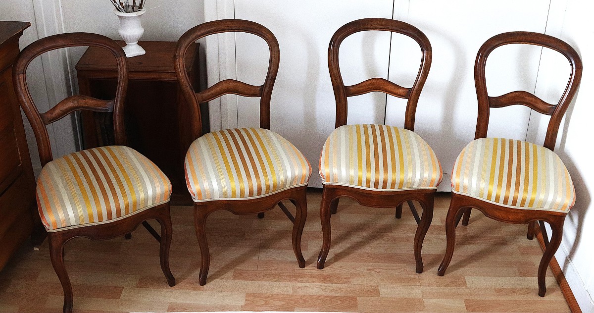 Suite de 4 chaises Louis Philippe, XIXe