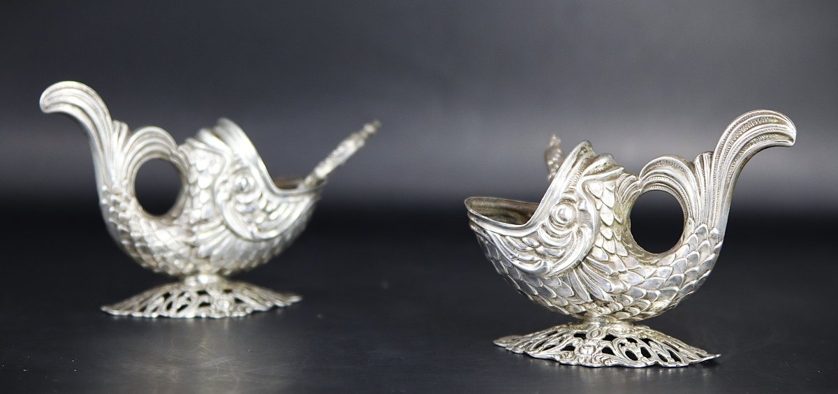 Hurez Jules (1904/1919), Paire de salerons en argent "Poissons".-photo-3