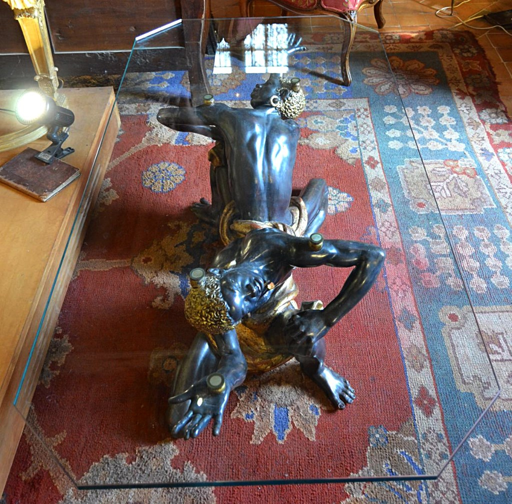 Coffee Table For Negroes, Year 1960-photo-2