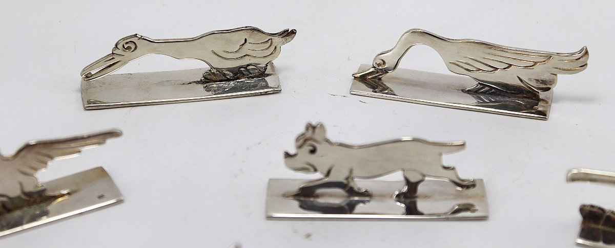 Benjamin Rabier, suite de 10 porte-couteaux zoomorphes en métal argenté, XXe-photo-1