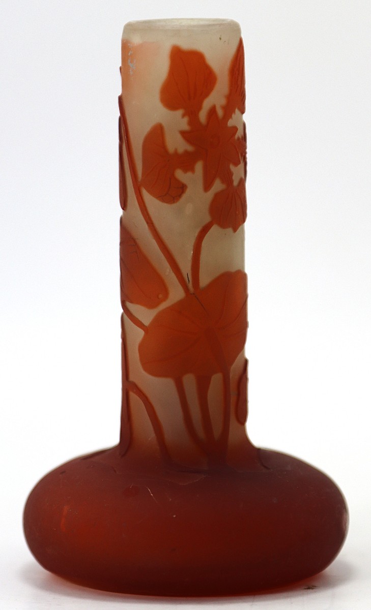 Emile Gallé Nancy (1846 -1904), Petit vase Art nouveau "Nénuphar", vers 1904