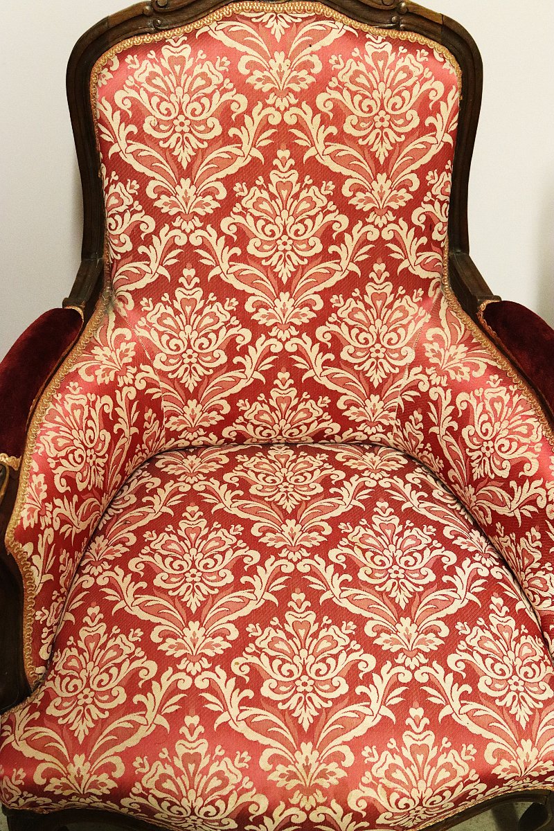 Ensemble de deux fauteuils et une bergère de style Louis XV, XXe-photo-7